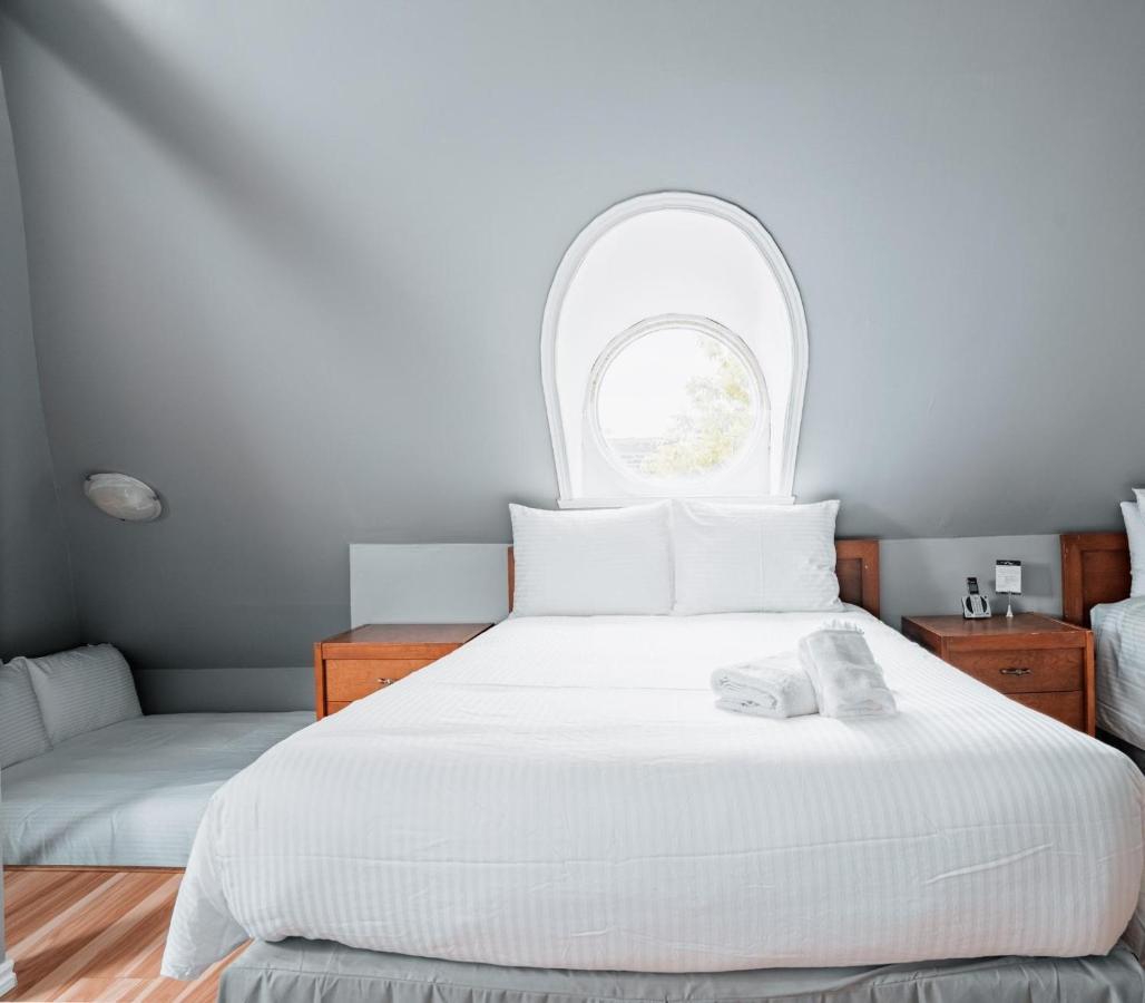 Hotel De Paris Montreal Ngoại thất bức ảnh